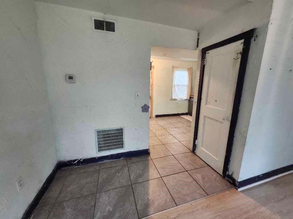 775 Manorcrest Drive — photo 4