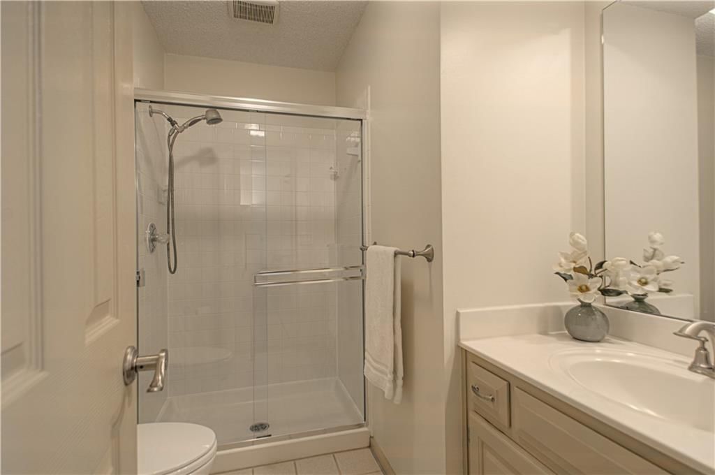 5319 W 132nd Terrace — photo 30