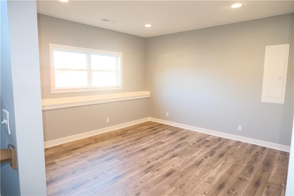 1903 NW Washam Court — photo 30