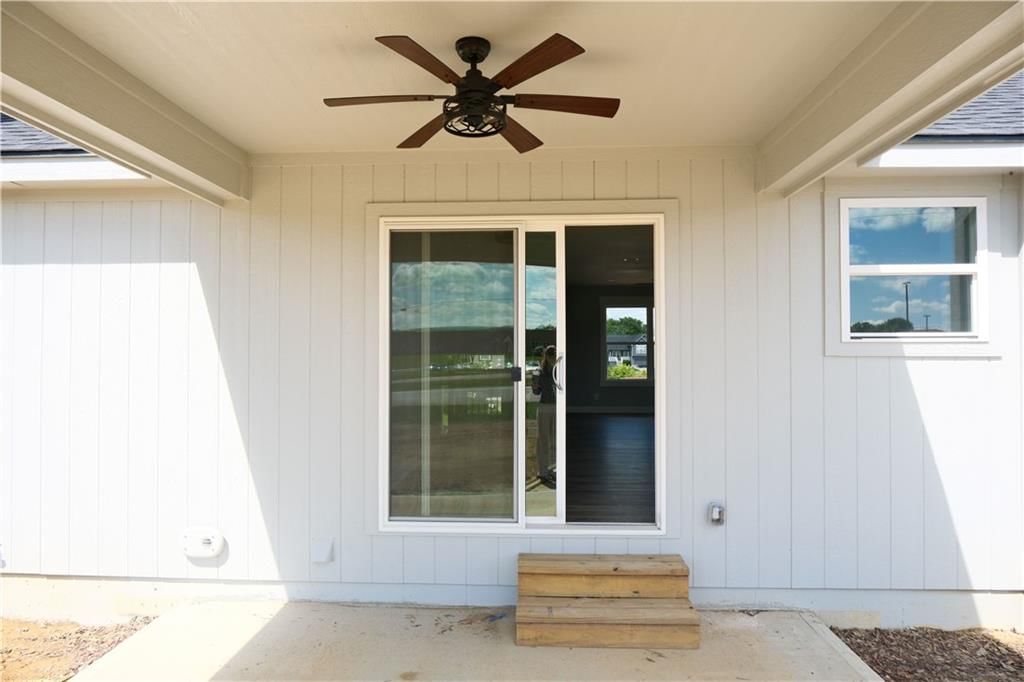 1903 NW Washam Court — photo 34