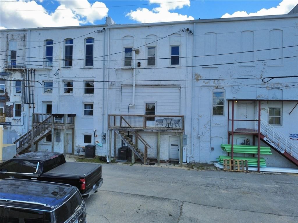 903 Main Street — photo 37