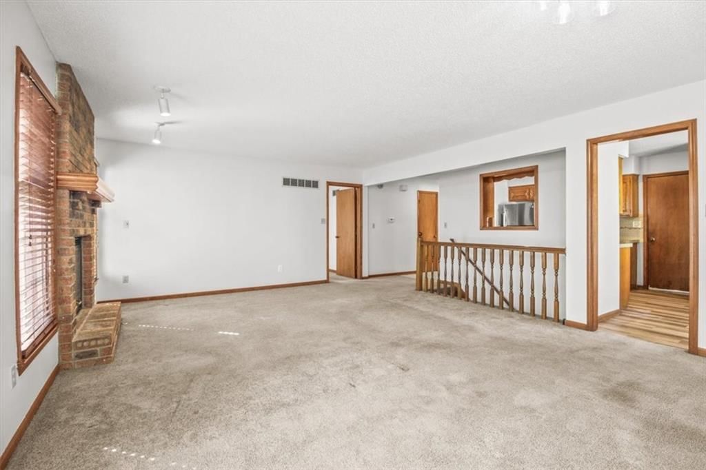 213 SE RIDGEVIEW Drive — photo 10