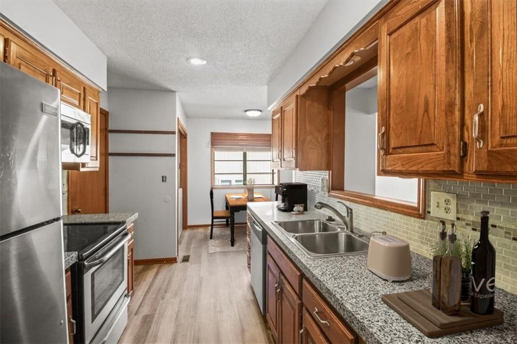 213 SE RIDGEVIEW Drive — photo 11