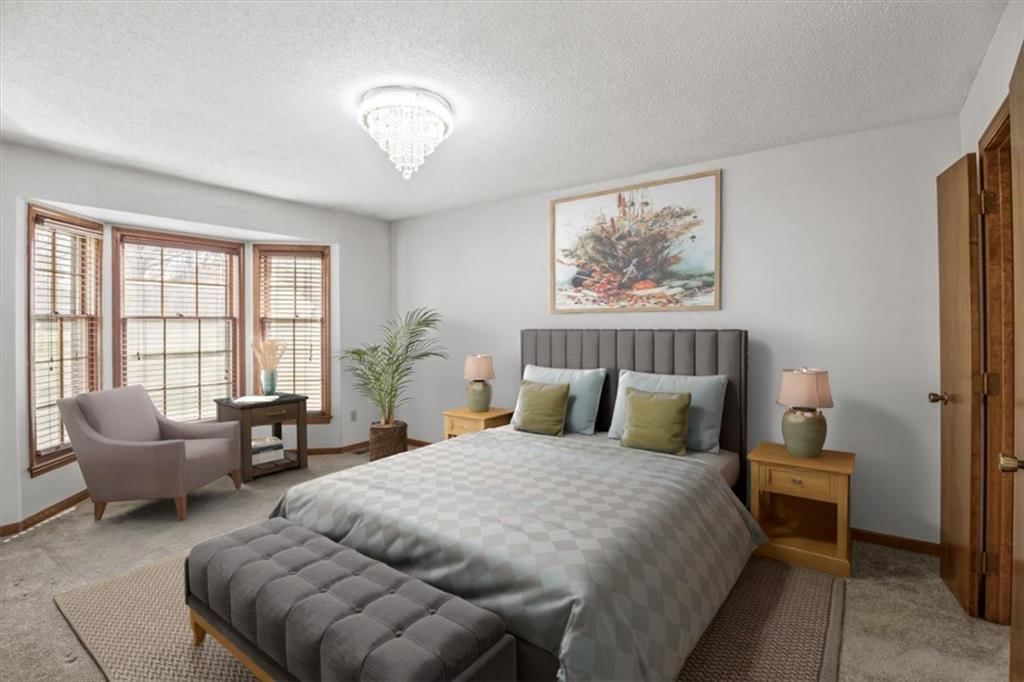 213 SE RIDGEVIEW Drive — photo 15