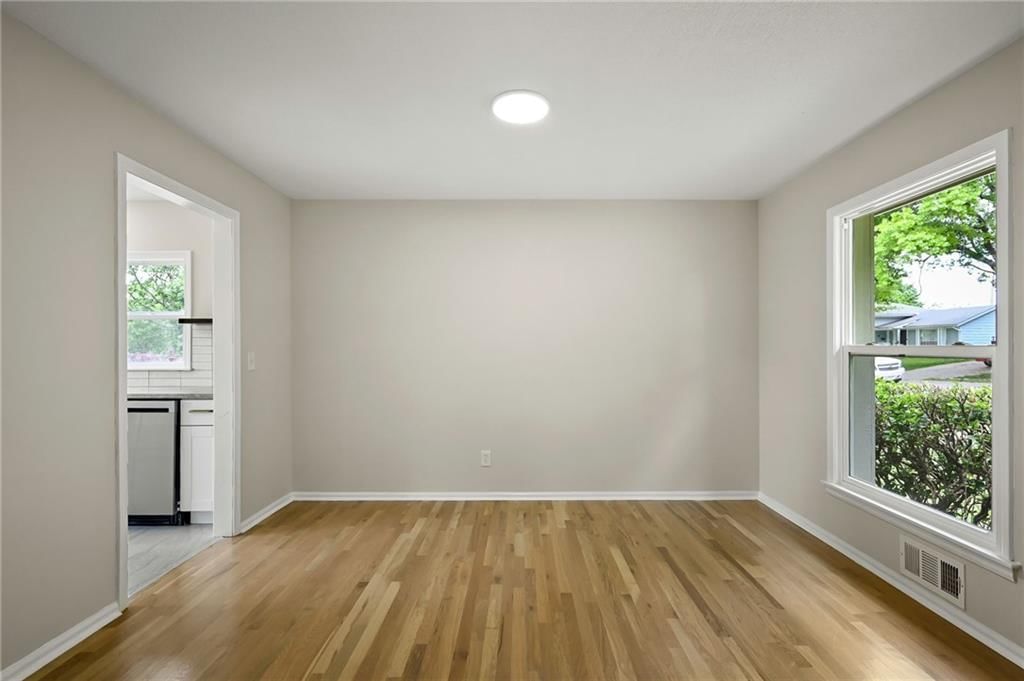 9401 W 82nd Street — photo 7