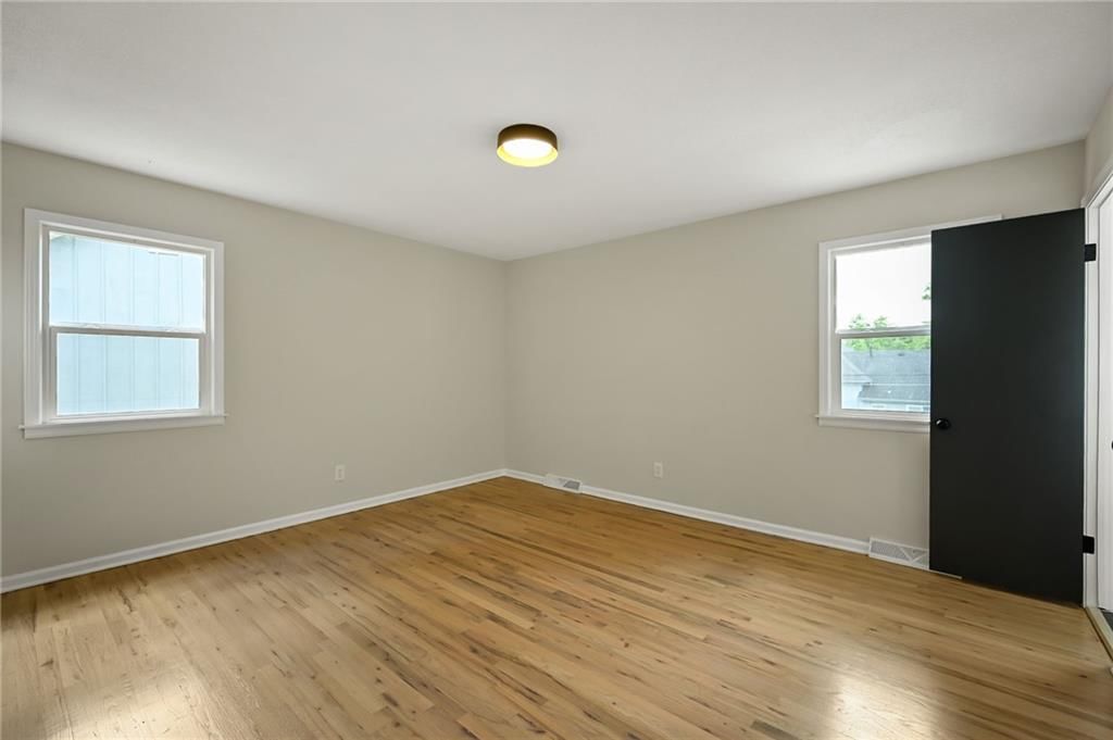 9401 W 82nd Street — photo 14