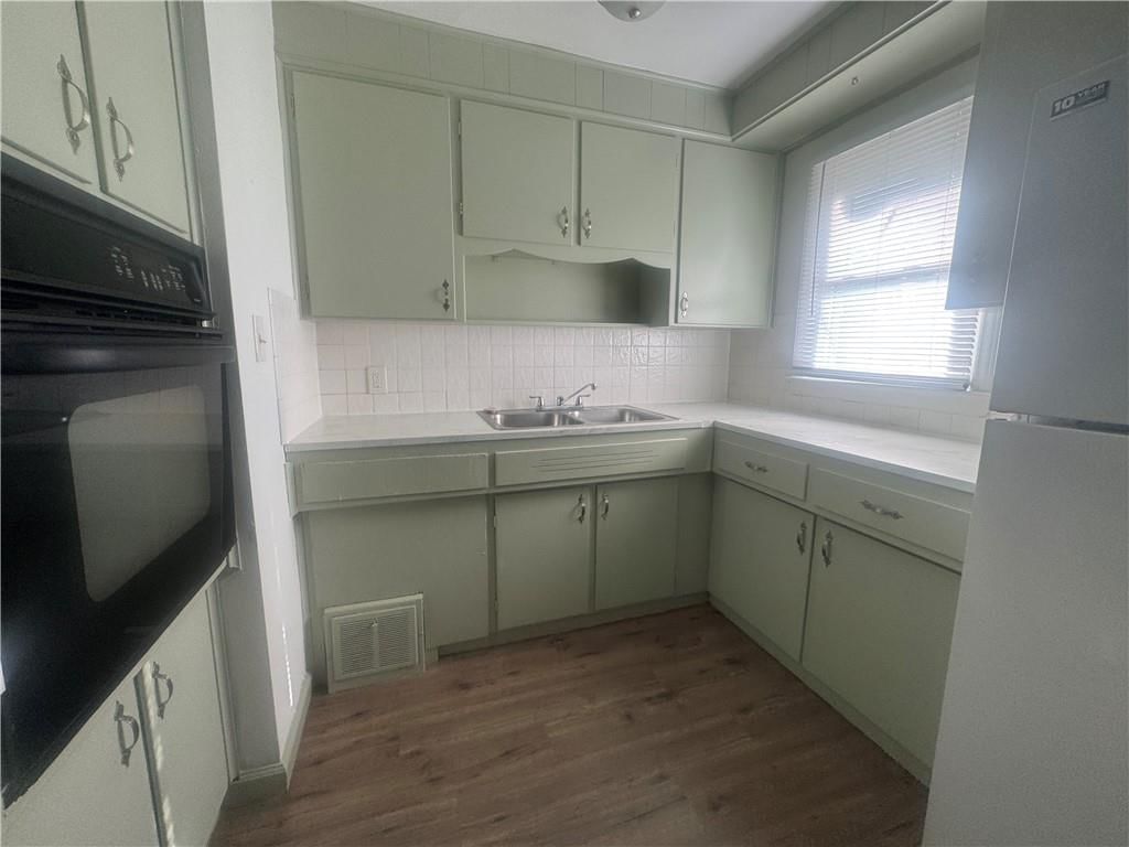 6304 Hunter Street — photo 8