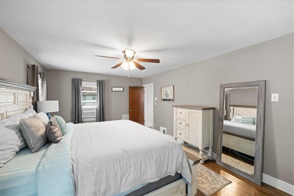 421 E Gregory Boulevard — photo 27