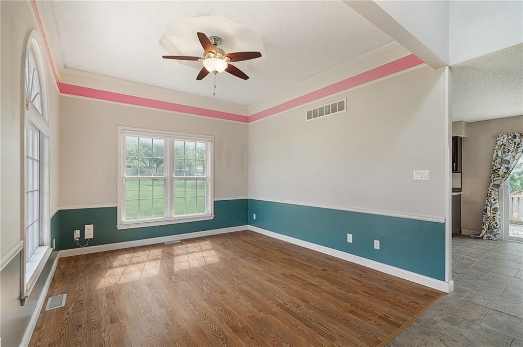 7305 Erika Court — photo 14