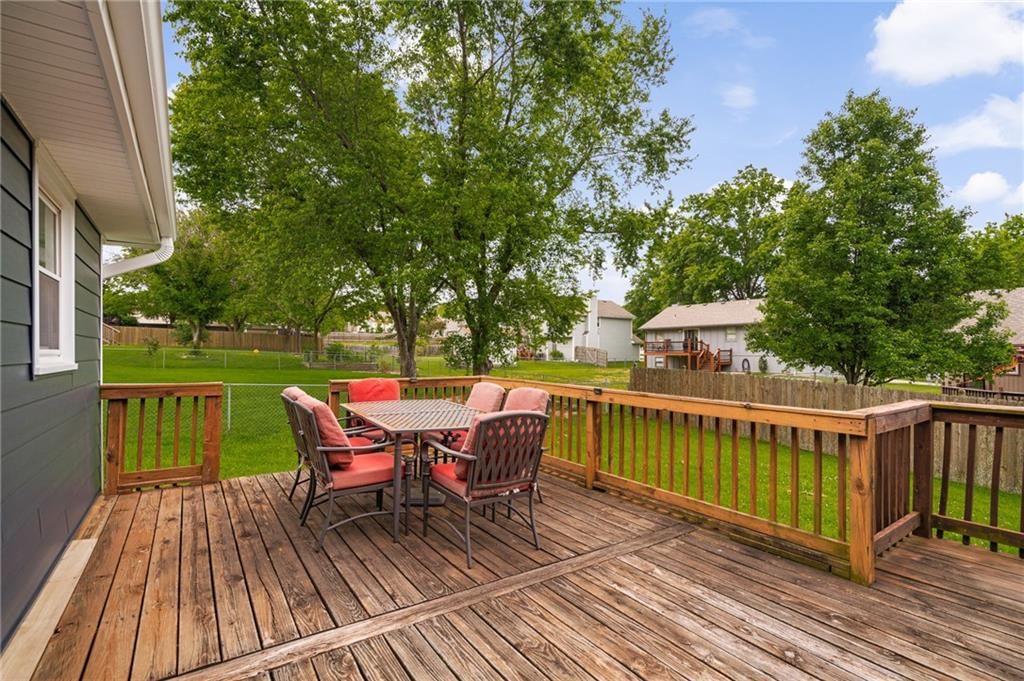 7305 Erika Court — photo 47