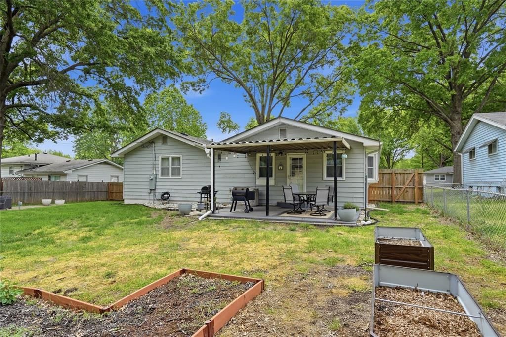 1922 Osage Street — photo 25