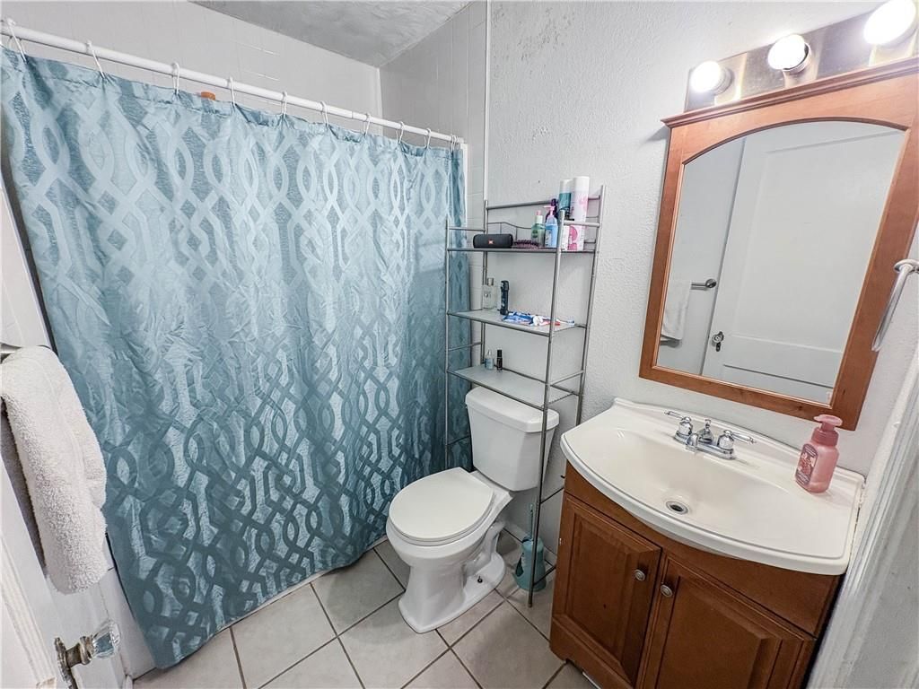 204 W Jackson Street — photo 5