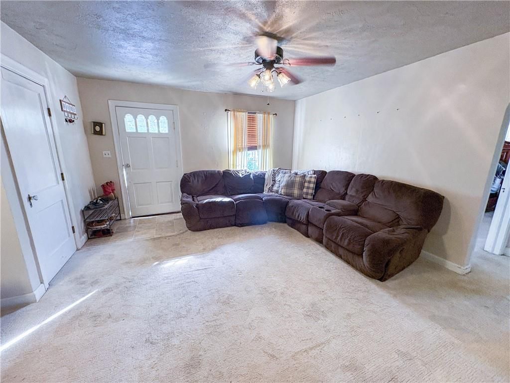 204 W Jackson Street — photo 8