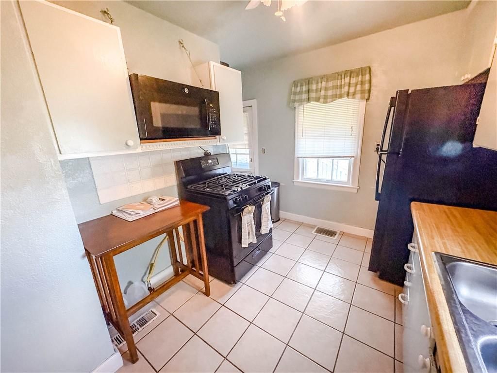 204 W Jackson Street — photo 11