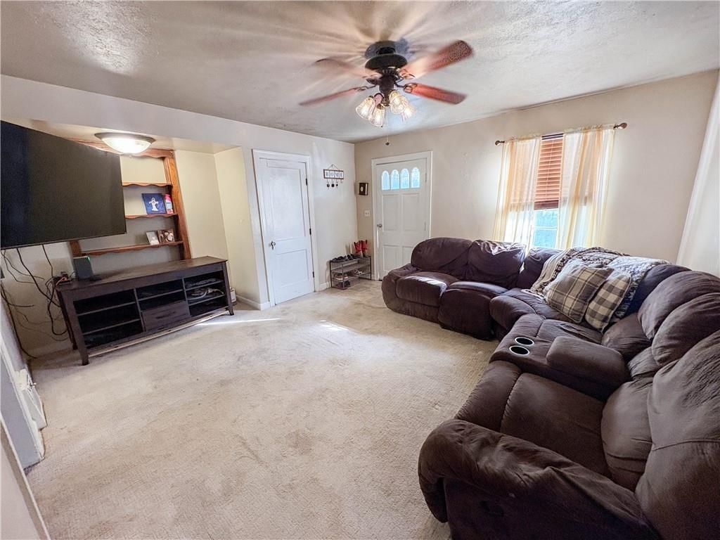 204 W Jackson Street — photo 15