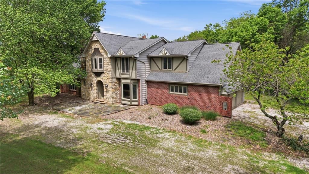 18208 E Hubach Hill Road — photo 2