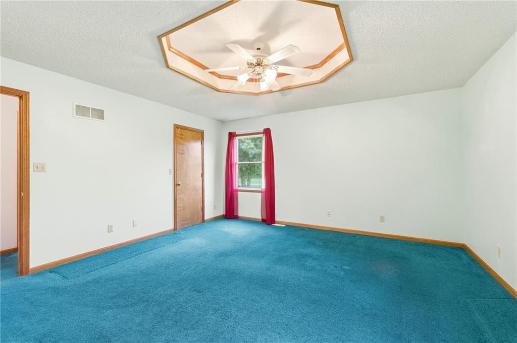 10604 E 240th Street — photo 19