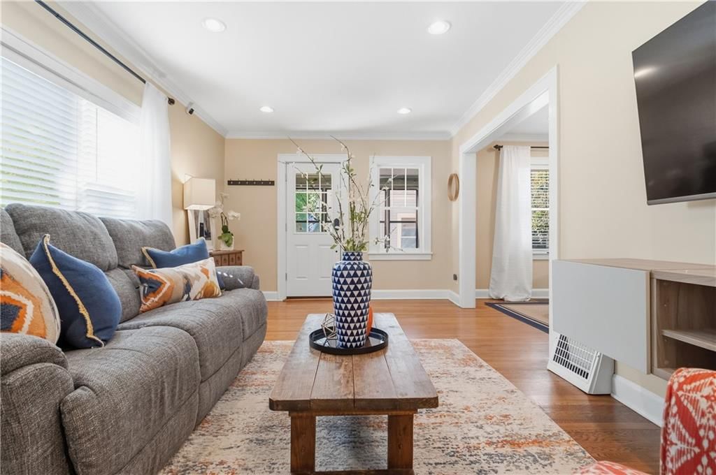 6008 Charlotte Street — photo 10