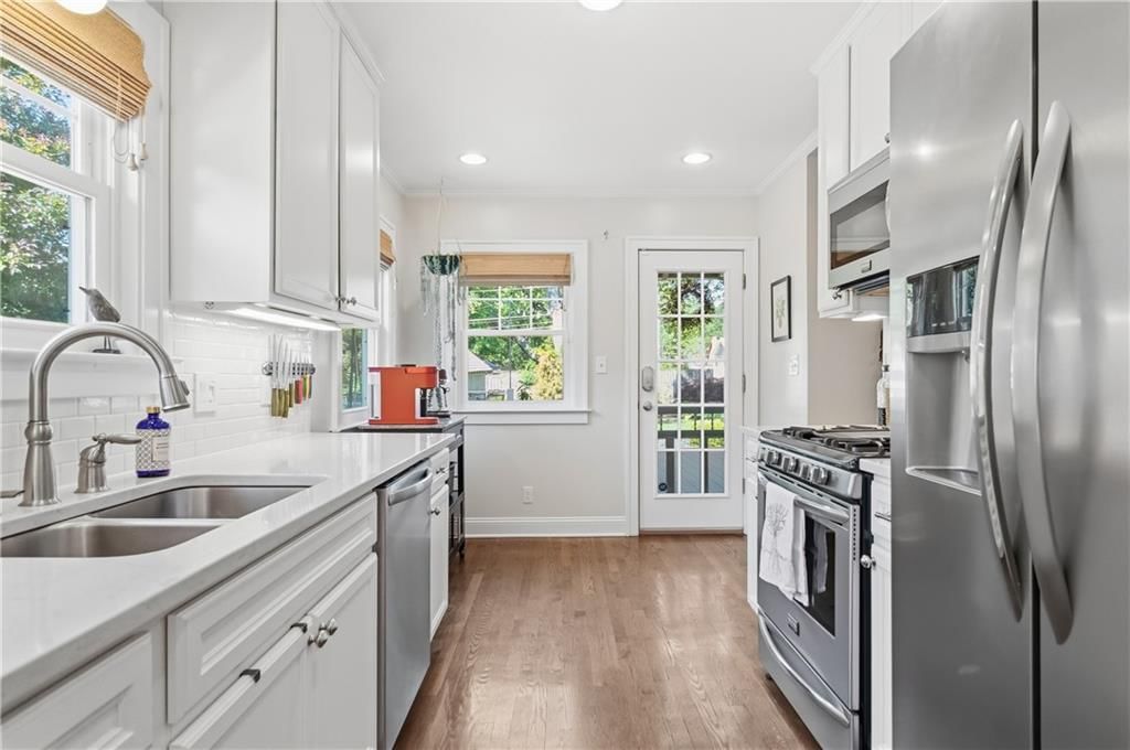 6008 Charlotte Street — photo 14