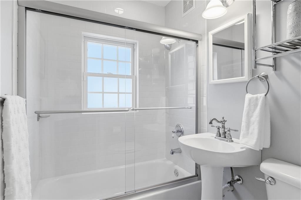 6008 Charlotte Street — photo 22
