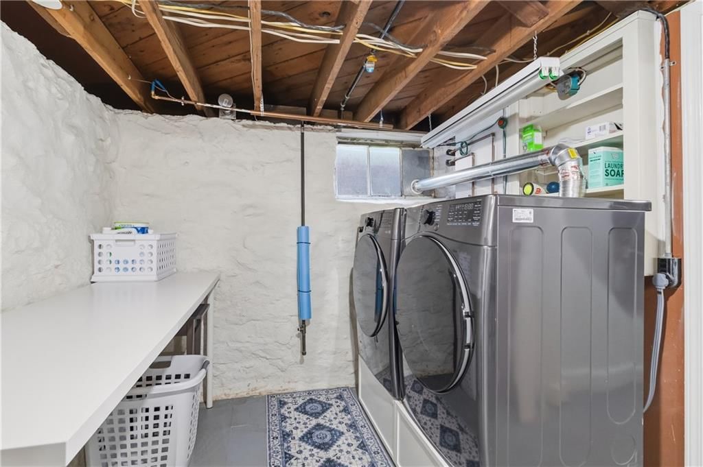 6008 Charlotte Street — photo 40