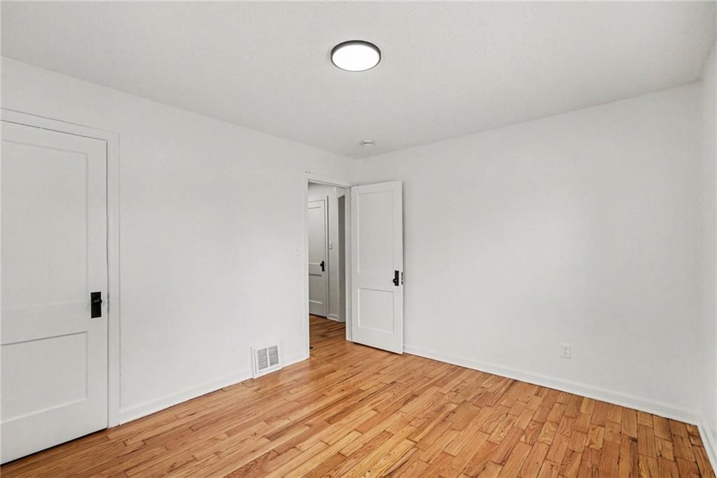 1120 E 79th Street — photo 17