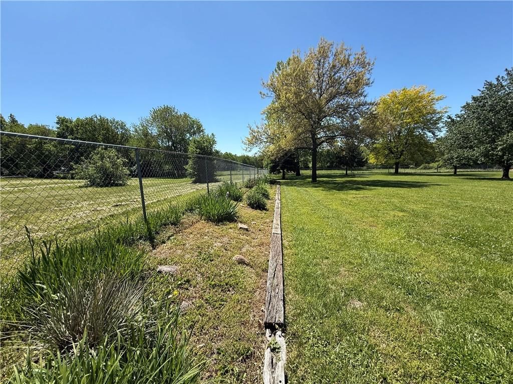 717 Iowa Street — photo 10