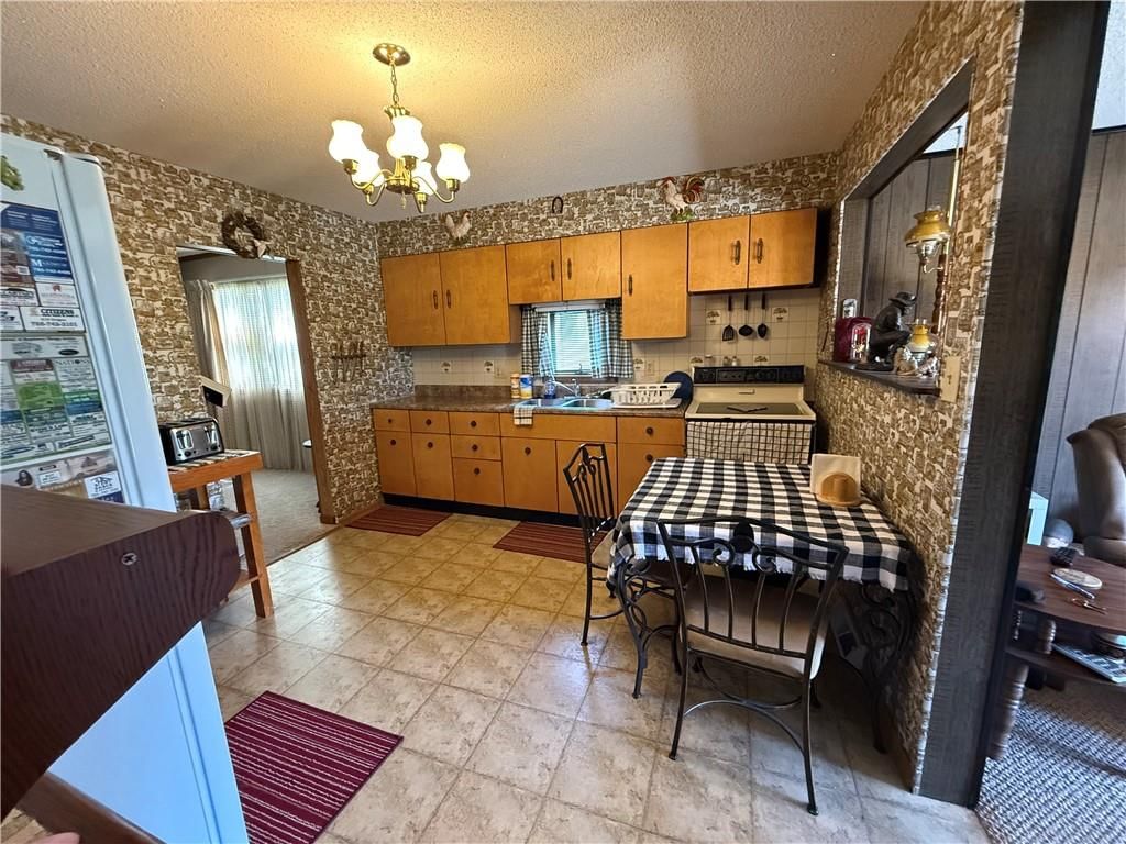 717 Iowa Street — photo 14