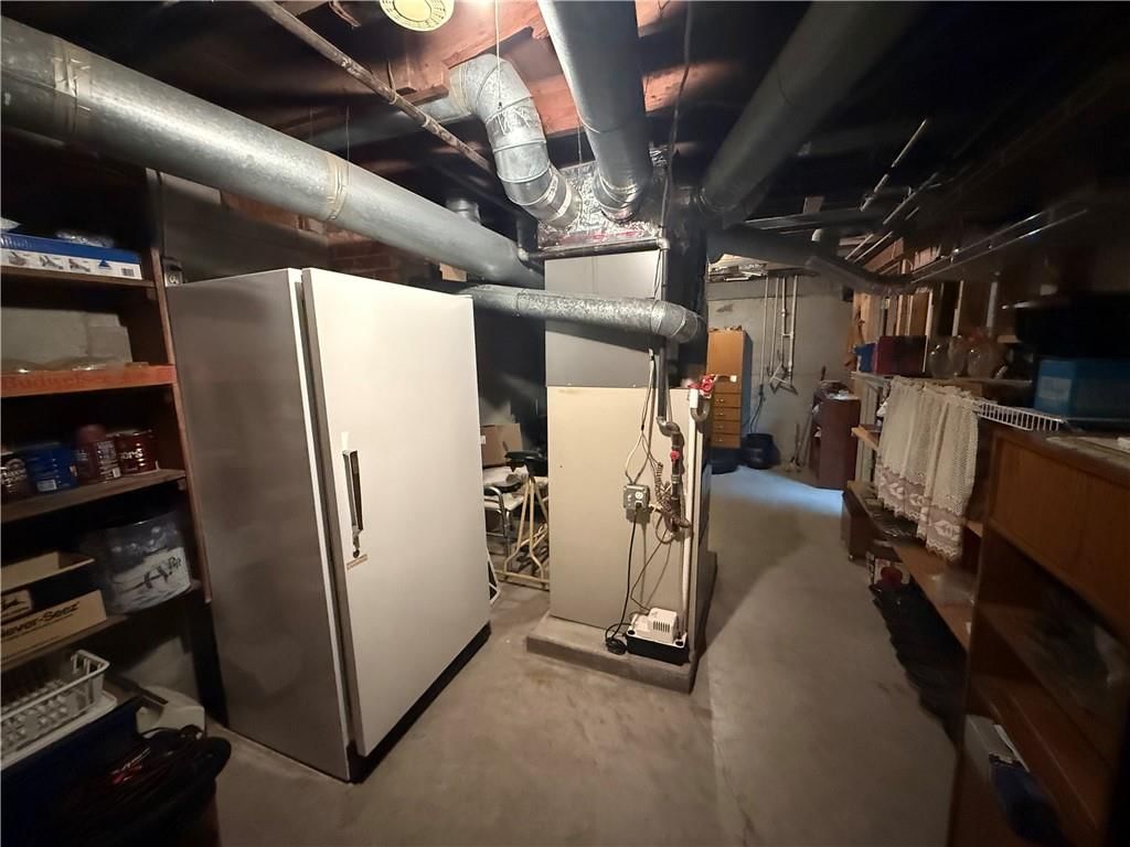 717 Iowa Street — photo 29