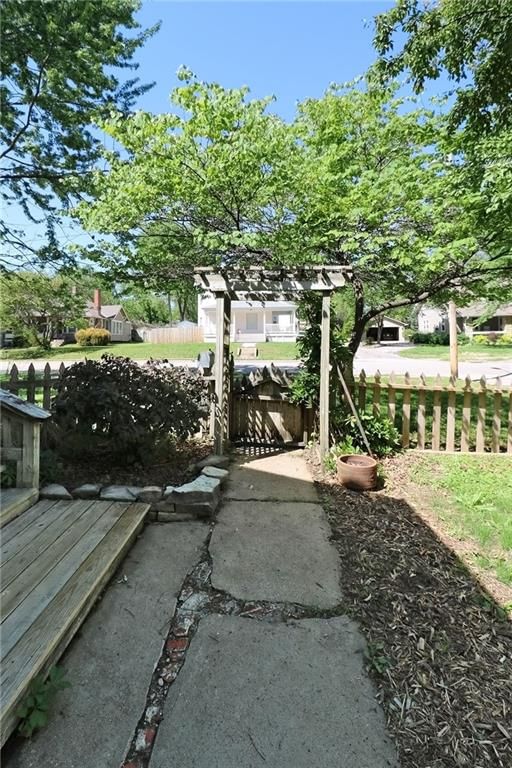 301 W Washington Street — photo 79