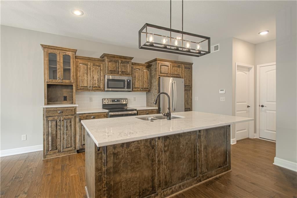 9326 N Ditzler Avenue — photo 10