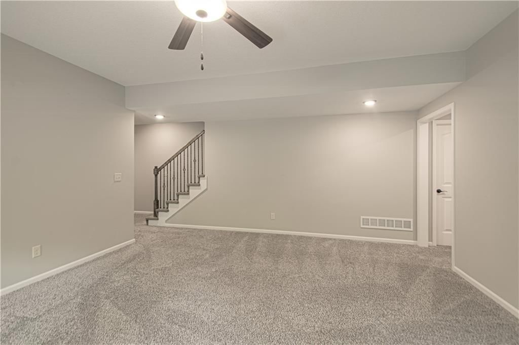 9326 N Ditzler Avenue — photo 26