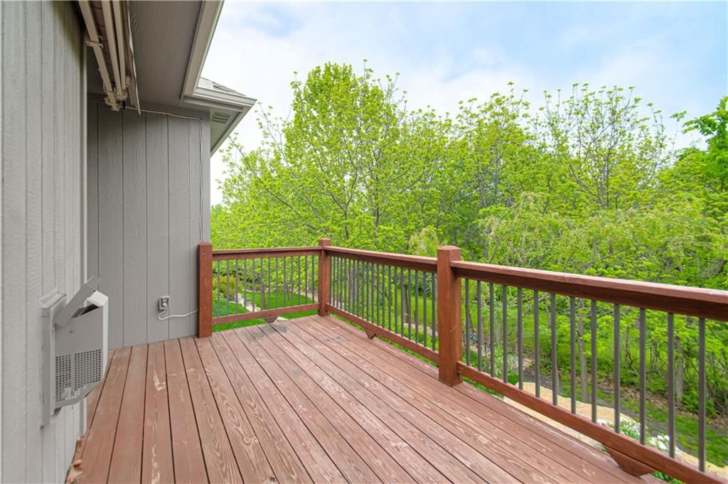 9326 N Ditzler Avenue — photo 33