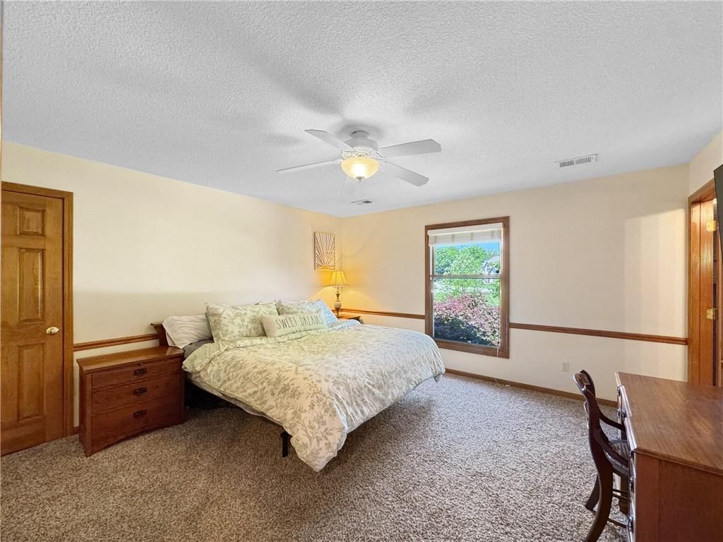 16305 NW 130th Street — photo 22