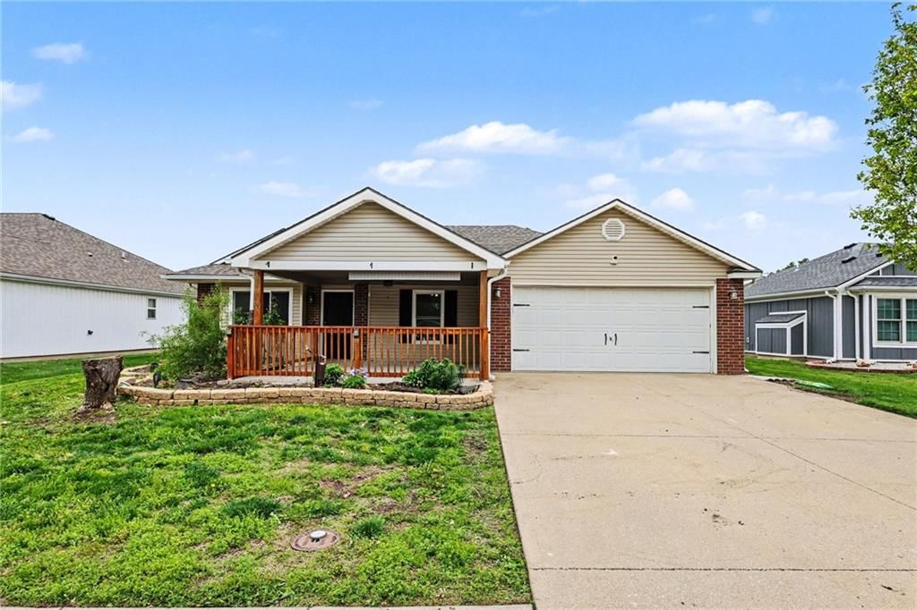 420 SW GRAYSTONE Drive — photo 15