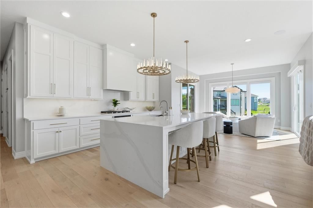 15845 Fontana Street — photo 10