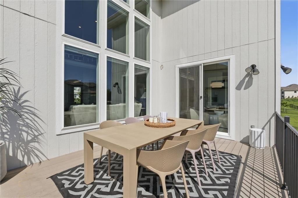 15845 Fontana Street — photo 51