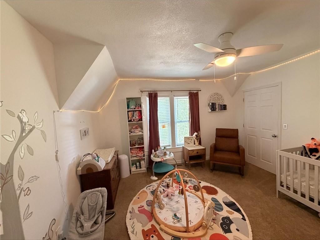 605 W Kansas Street — photo 15
