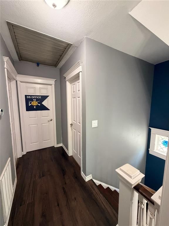 605 W Kansas Street — photo 20