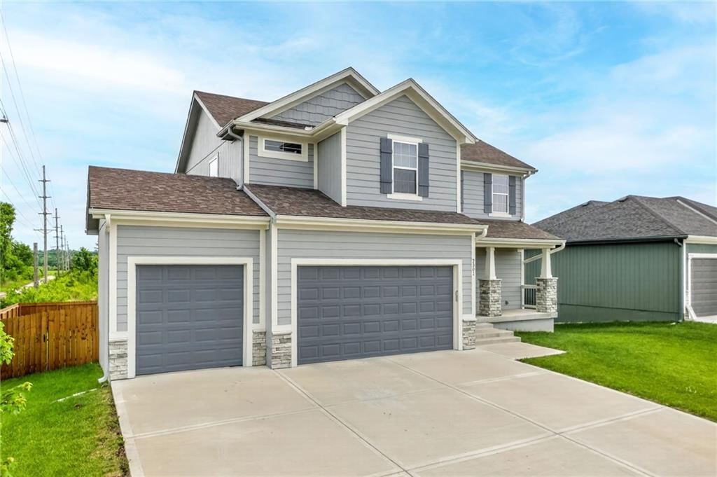 2301 S Eagle Court — photo 3