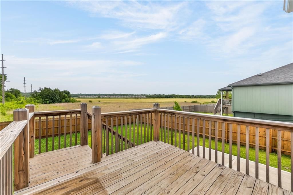 2301 S Eagle Court — photo 10