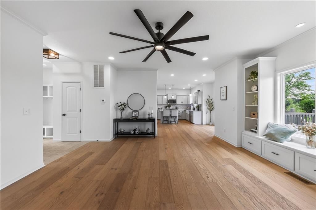 2301 S Eagle Court — photo 16