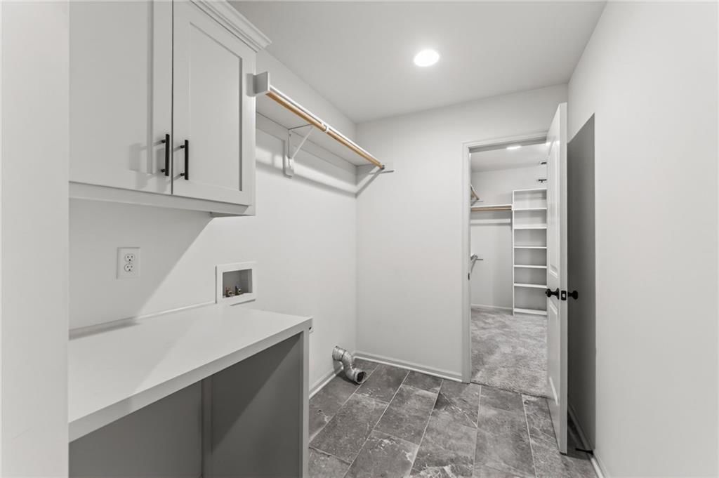 2301 S Eagle Court — photo 34