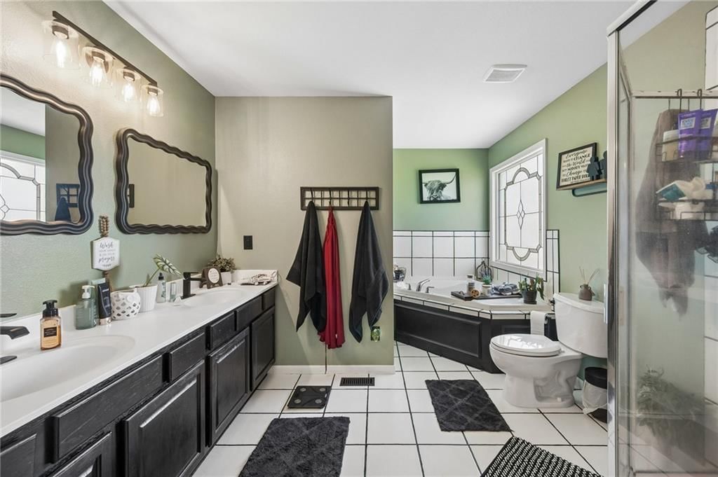 814 W 7th Avenue — photo 15