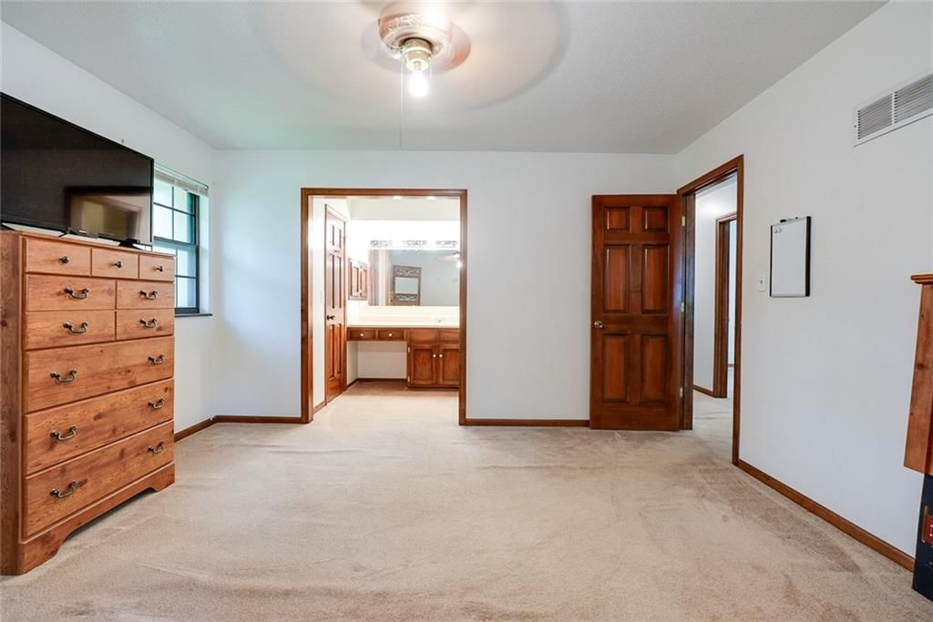 1104 SW MIC-O-SAY Drive — photo 23