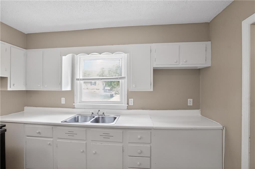 7801 E 48th Street — photo 21