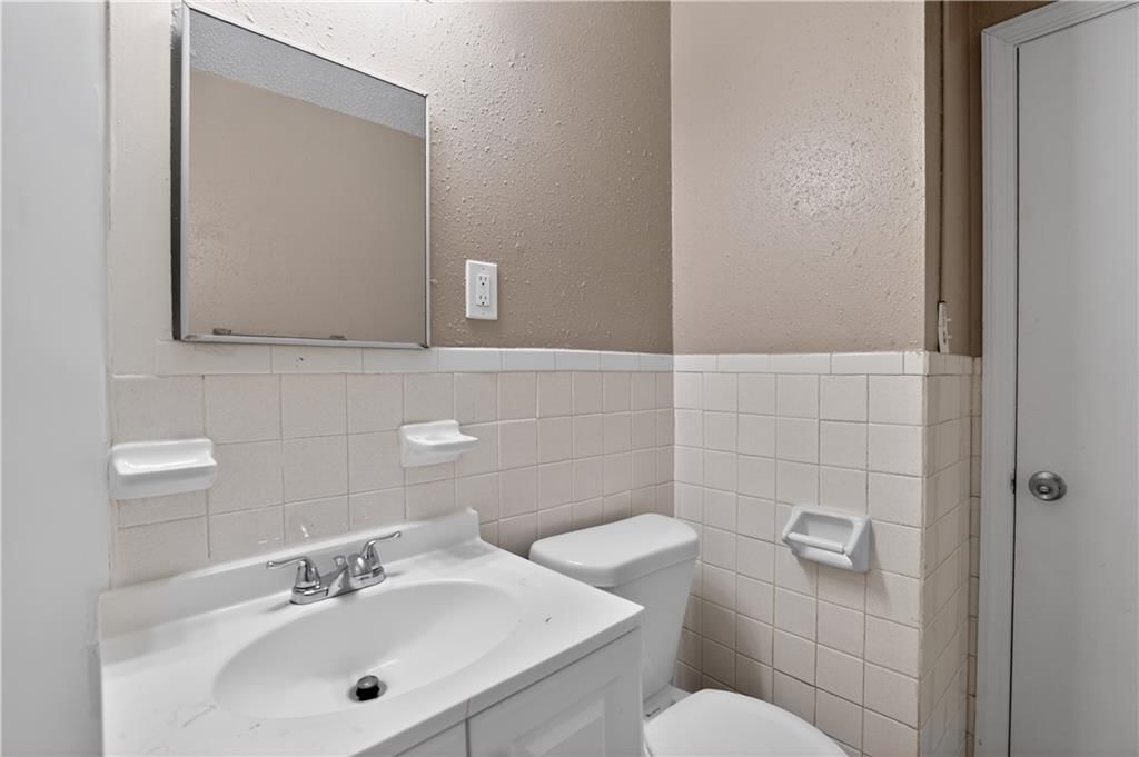 7801 E 48th Street — photo 29