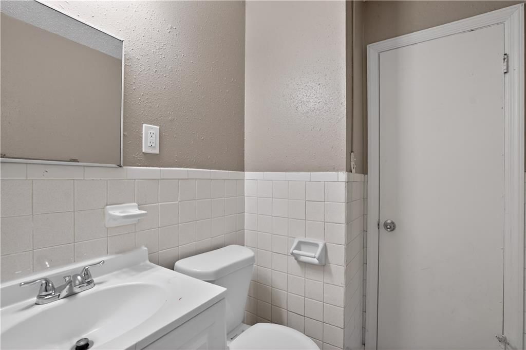 7801 E 48th Street — photo 30