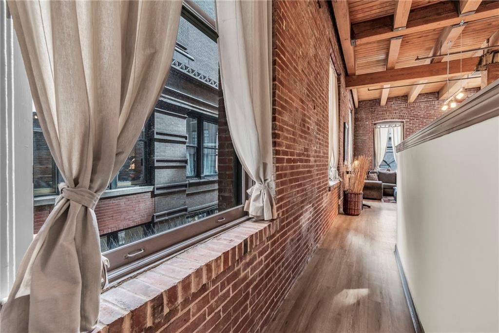 308 W 8th Street — photo 20
