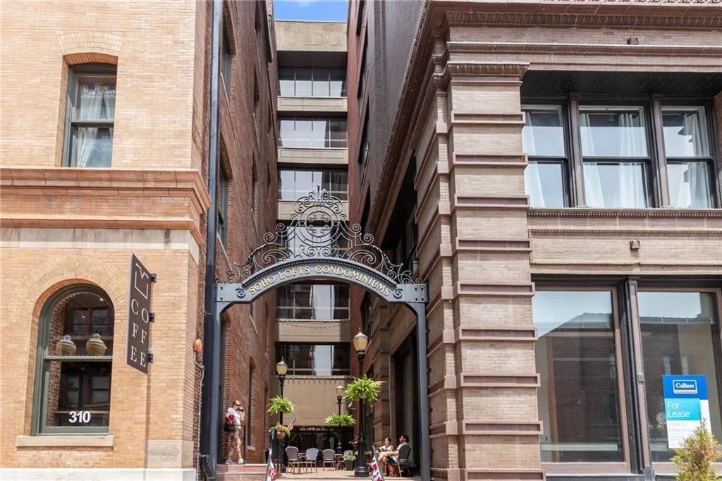 308 W 8th Street — photo 23
